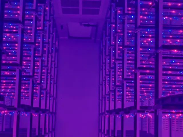 اتاق ترمیم چندطبقه با نور LED